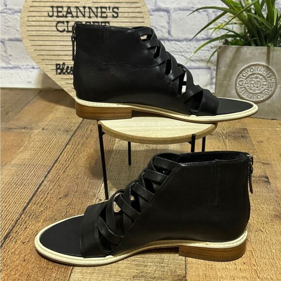 Tibi Cosima Black Leather Sandals 38.5 US 8.5 - Picture 4 of 13